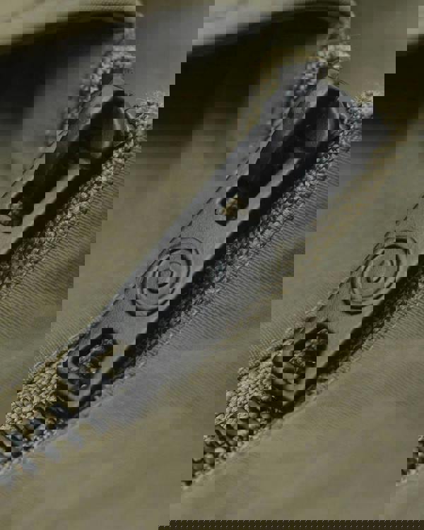 Lambretta Kalmar Mens Military Utility Casual Smart Coat Jacket, close-up of black zipper on khaki fabric coat.