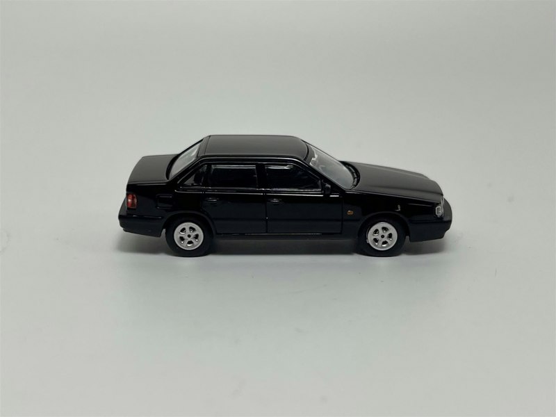 Minichamps Volvo 850 Saloon 1994 Black 1:87 Scale Minichamps 870171104