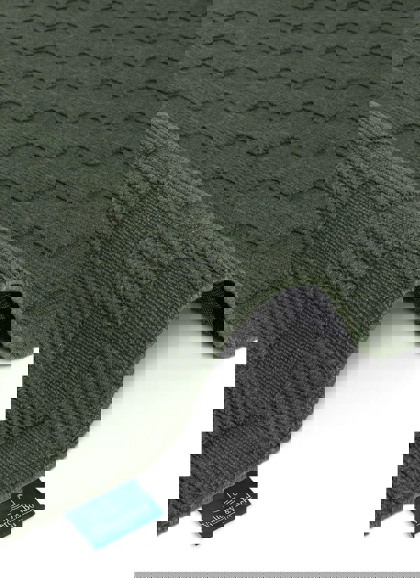 The Rugs Scala Handwoven Wool Rug - Quality Checkered Design