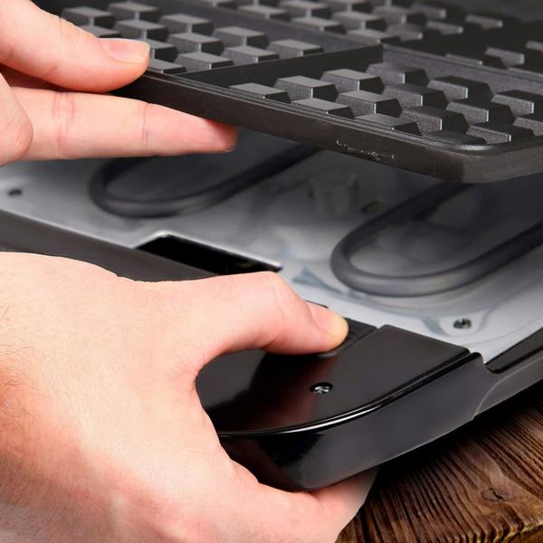 Duronic WM60 Non Stick 4 Square Belgian Waffle Maker with Removable Plates for Croffles & American Style Waffles