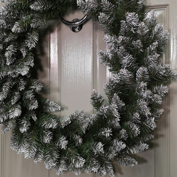 Samuel Alexander 60cm Snow Tip Christmas Wreath with 160 Bullet Tips
