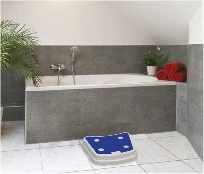 Aidapt Plastic Bath Step