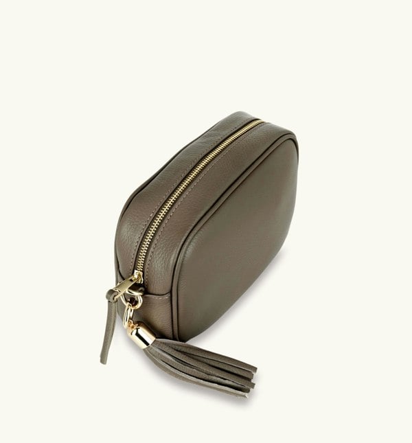 Apatchy London The Tassel Leather Crossbody Bag - Latte