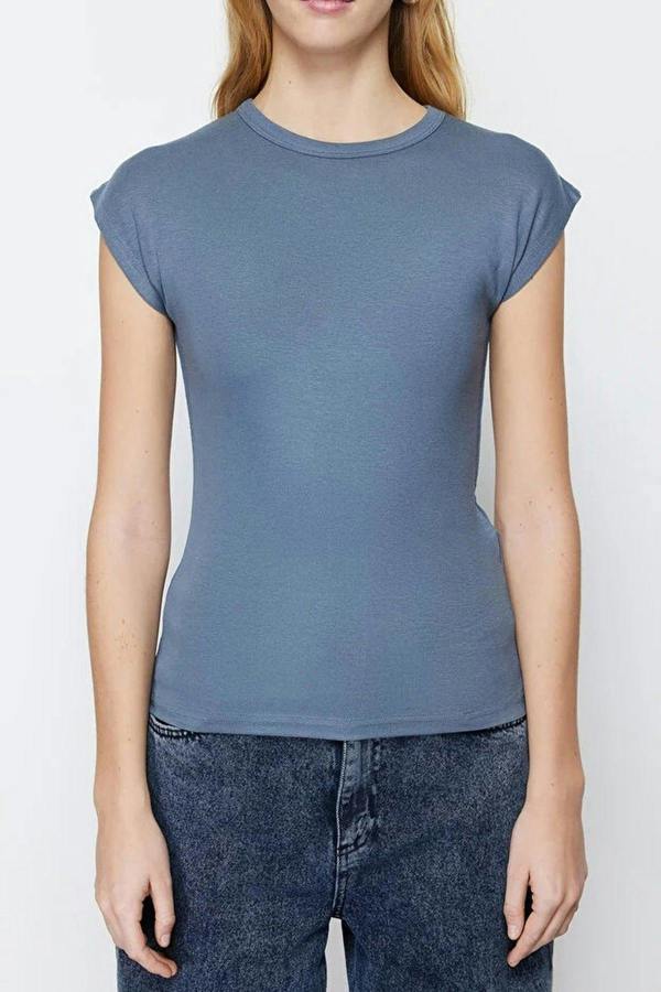 WOVCOR Viscose Fitted Knit Blouse