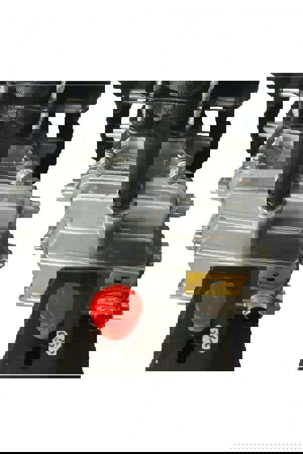 Portable Electric Air Compressor 50L 178LPM 8 BAR / 115PSI (2.5HP 1.8KW Lightweight Garage Workshop)