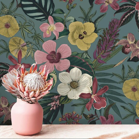 Love Frankie Botanical Garden Wallpaper - Thistle