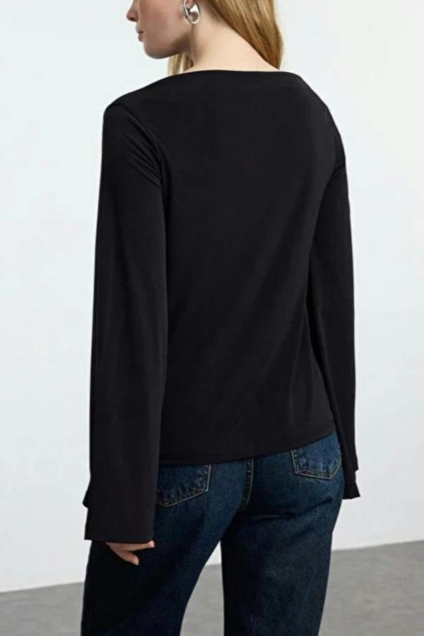 WOVCOR Relaxed Spanish Sleeve Flexible Knit Blouse