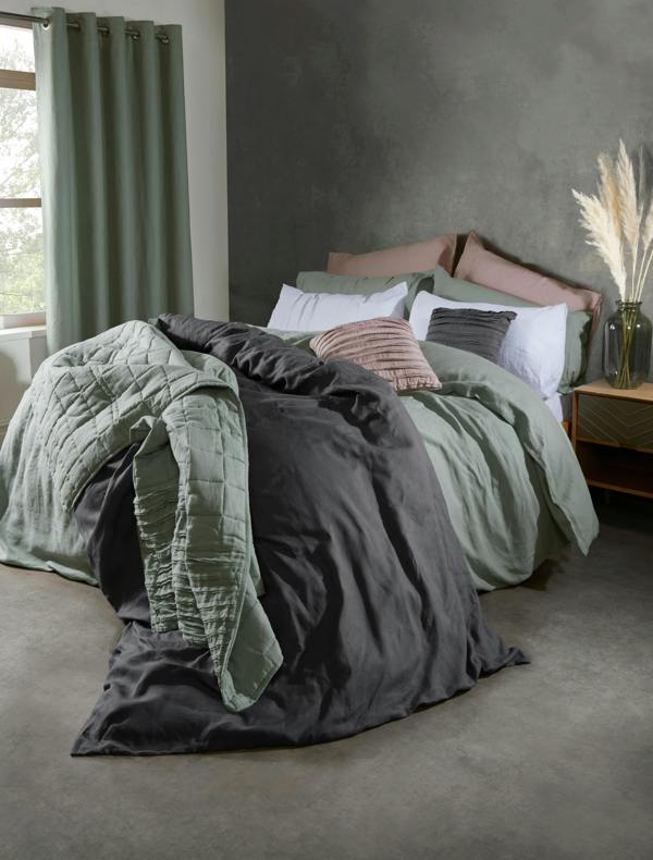 Lazy Linen Bedding Bundle - Duvet Cover, Pillowcase Pair + Fitted sheet - White