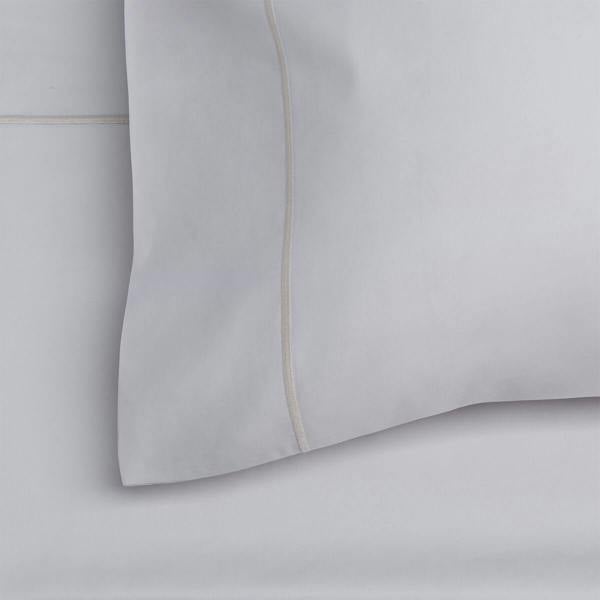 Light Grey 600 Thread Count Egyptian Cotton Duvet Covers detail view 1 | Soak and Sleep