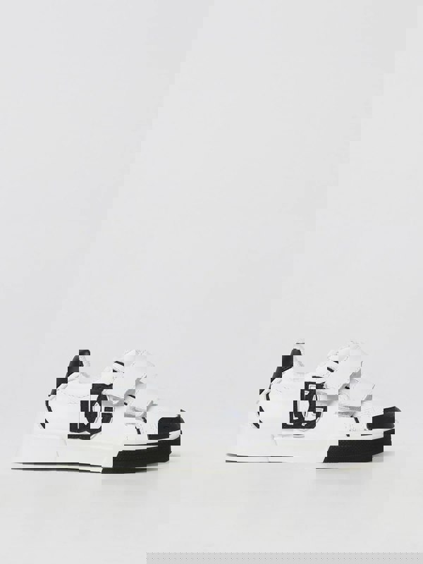 207403635.jpg