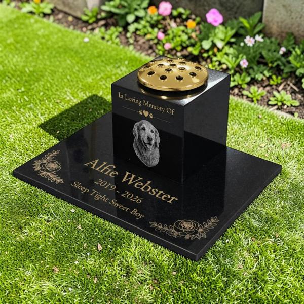 Memorials Direct Dog Memorial Granite Photo Vase & Tablet