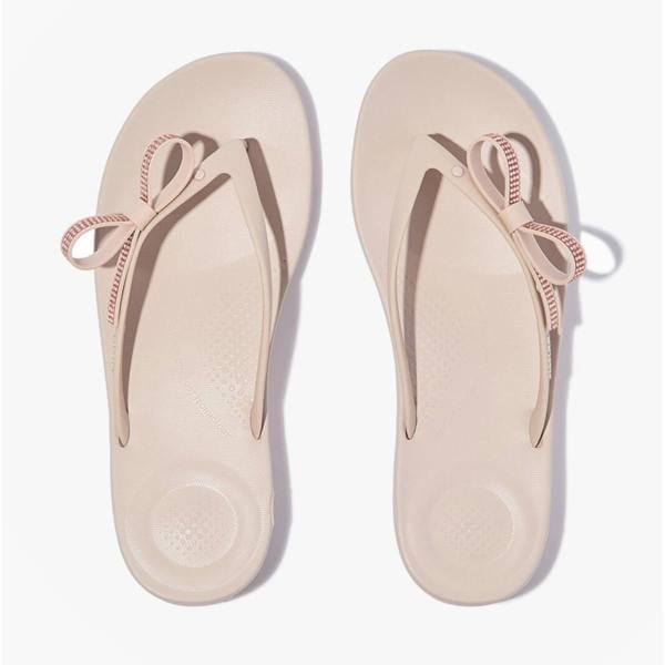 FitFlop FitFlop iQUSHION GLITZ Womens Toe-Post Sandals Nude Rose