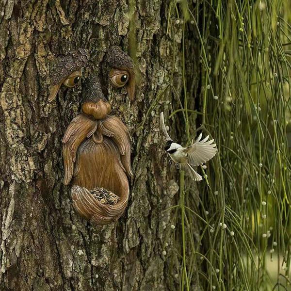 Leaper Creative Tree Spirit Outdoor Bird Feeder
