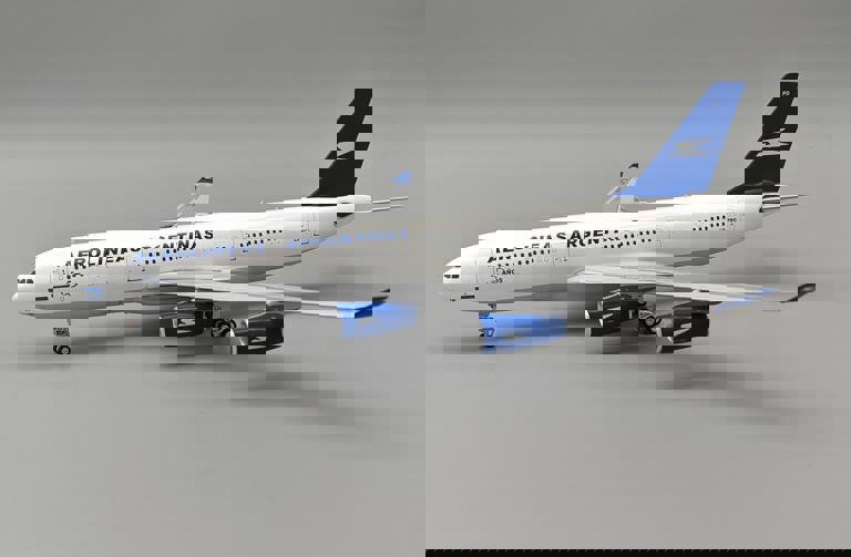 InFlight200 Aerolineas Argentinas Airbus A340-211 LV-ZPO With Stand Limited 51 Models 1:200 Scale Inflight200 IF342LV1124R