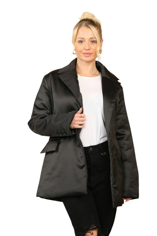 Luxury Black Puffer Jacket with a Belt