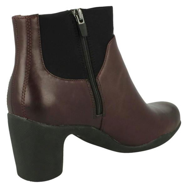 Clarks Ladies Clarks Smart Ankle Boots Un Rosa Mid