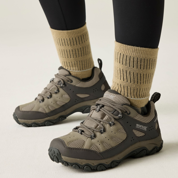 Regatta Womens Edgepoint IV Low Walking Shoes - Soft Taupe/Treetop