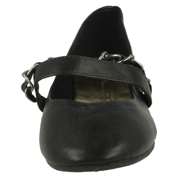Spot On Girls Cutie Flat Shoe With Bar Chain H2198