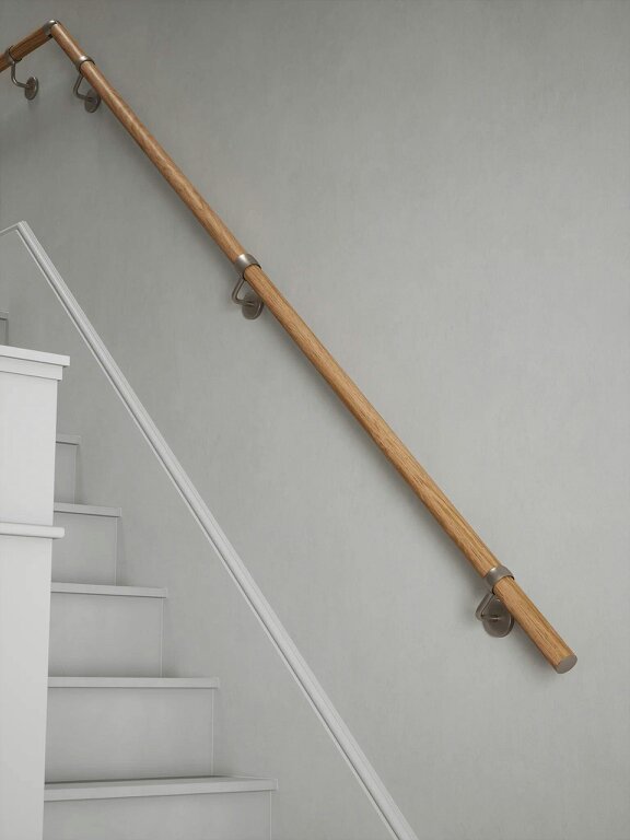 Handrails Direct Stoneleigh Red Oak Quarter Landing Handrail
