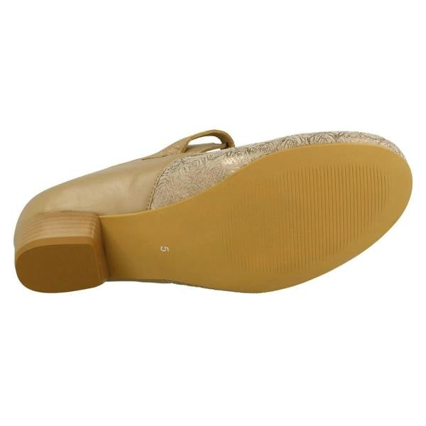 DB Shoes Ladies Easy B Court Shoes With Removable Footbed And Strap Constance
