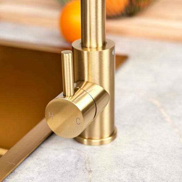 Flode Malaren | Single Lever Kitchen Sink Mixer Tap with Swivel Spout | Swan Neck Design | Brushed Brass Finish