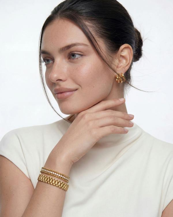 Elk & Bloom Chunky Triple Hoop Wave 14K Gold Studs