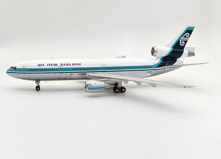 MCSlots Air New Zealand McDonnell Douglas DC-10-30 ZK-NZT With 1:200 IFDC10ZK0323P