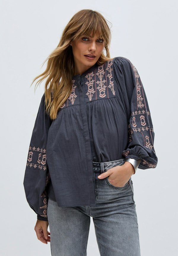 Demi Embroidered Ballon Sleeve Shirt In Grey