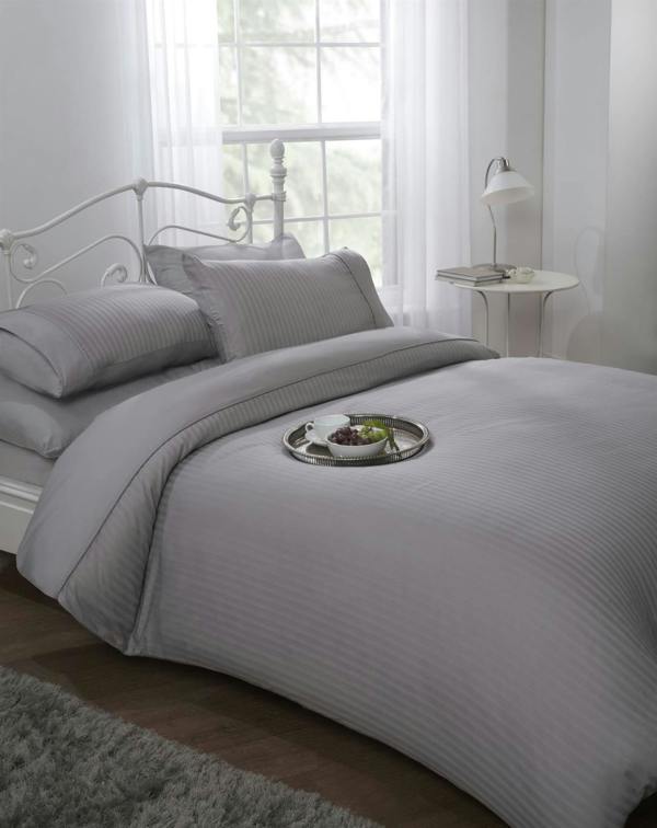 Emma Barclay Ritz Duvet Cover Set 300TC