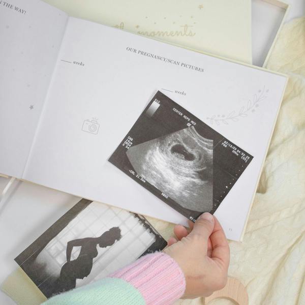 The Baby Gifting Company LUXURY BABY MEMORY BOOK