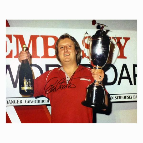 Eric Bristow signed 16x12" photo — Unframed