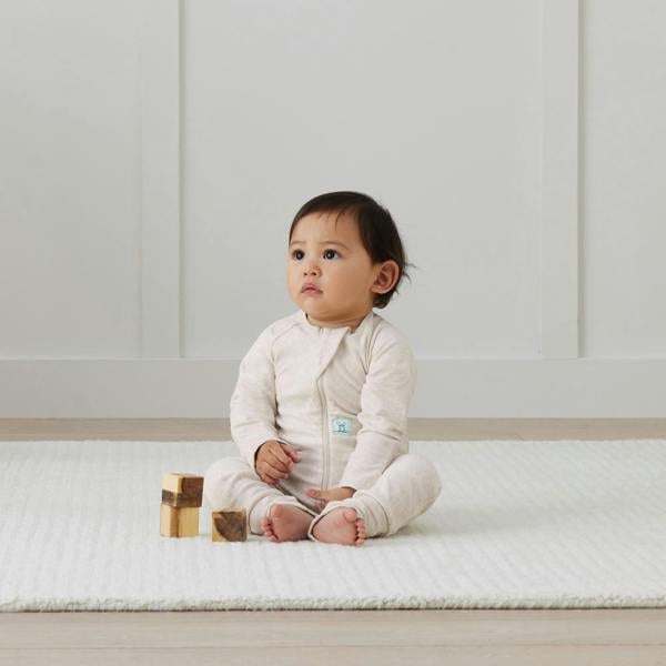 ergoPouch - Organic Layers Long Sleeve Babygrow - Oatmeal - Mild 0.2 TOG