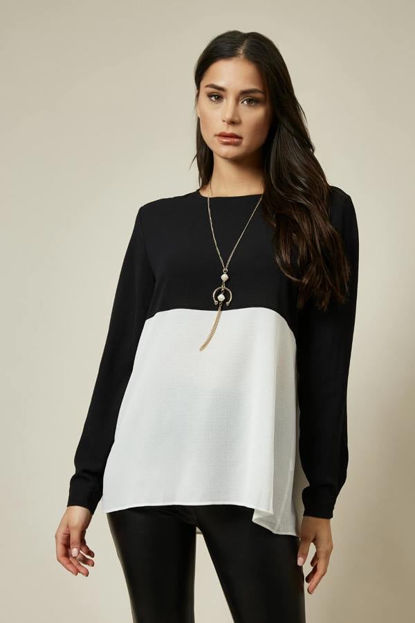 Hoxton Gal Long Sleeve Relaxed Fit Block Top With Necklace In Black And White