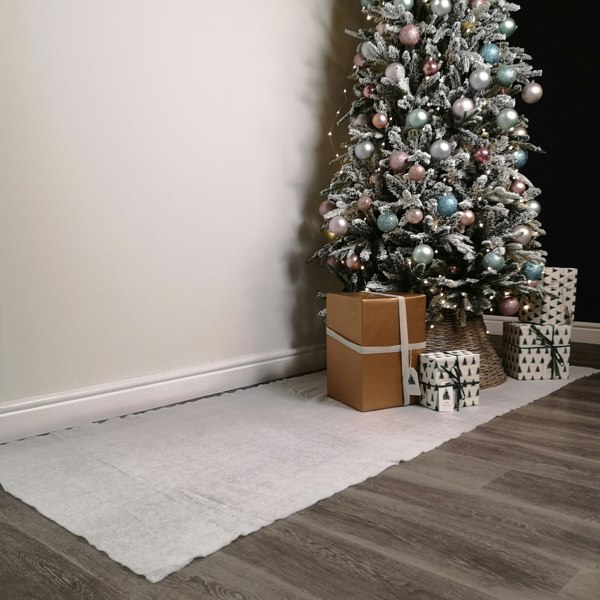 Samuel Alexander 2.4m x 90cm Soft White Artificial Fake Snow Blanket Christmas Decoration