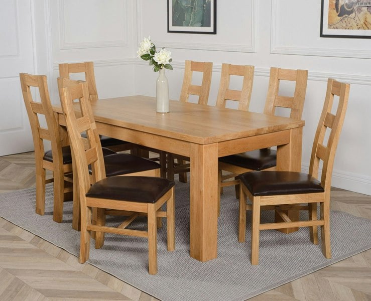 That's Furniture Dakota Large Oak Dining Table with Yale Oak Chairs