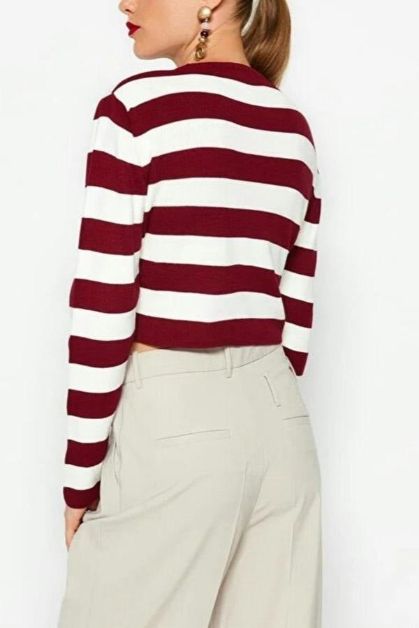 WOVCOR Crop Striped Knit Sweater