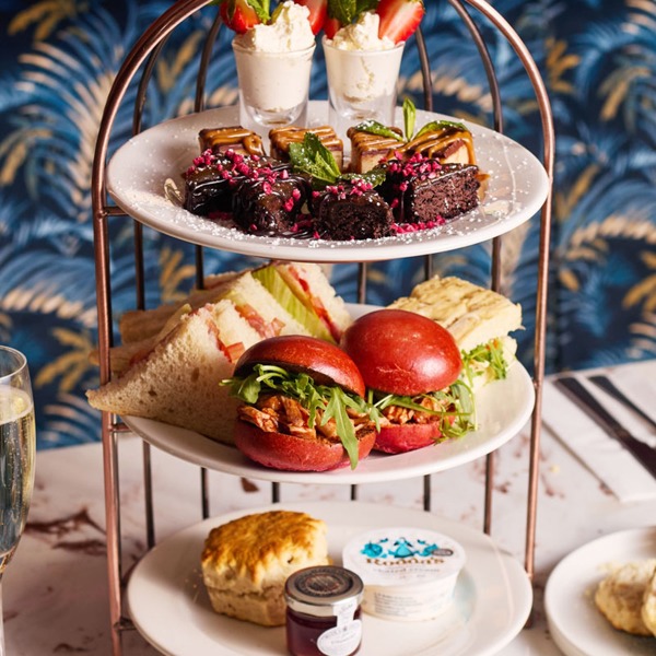 Virgin Experience Days Slug and Lettuce Afternoon Tea with Cocktail or Prosecco for Two