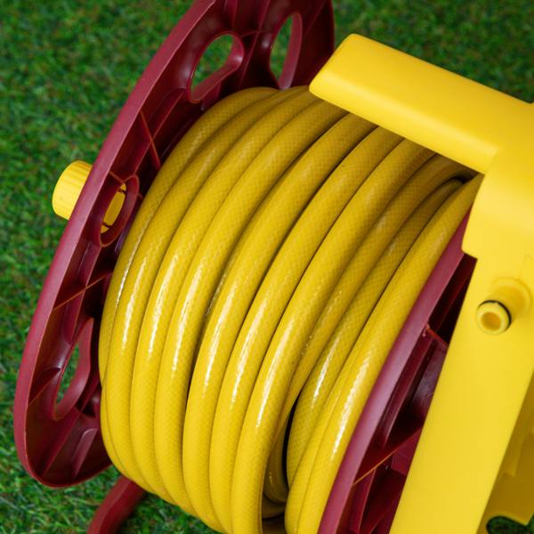 Samuel Alexander 15m Pro Wall Mounted Garden Hose Pipe with Spray Nozzle & Storage Reel