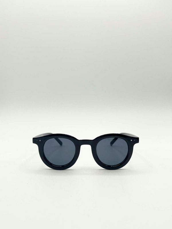 SVNX Bold Rounded Sunglasses in Black