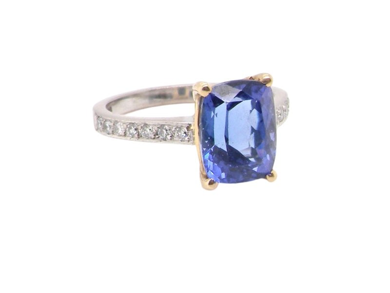 Vintage Tom A beautiful Tanzanite and Diamond Ring