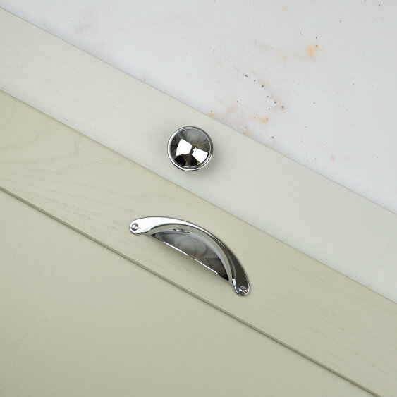 Handle & Home Polished Chrome Knob and Coordinating Cup Handle