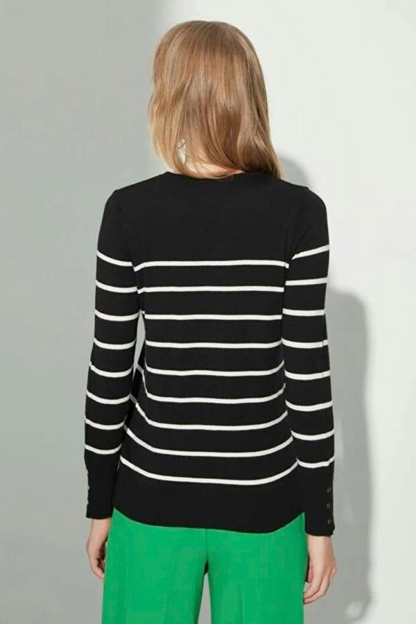 WOVCOR Crew Neck Striped Knit Sweater