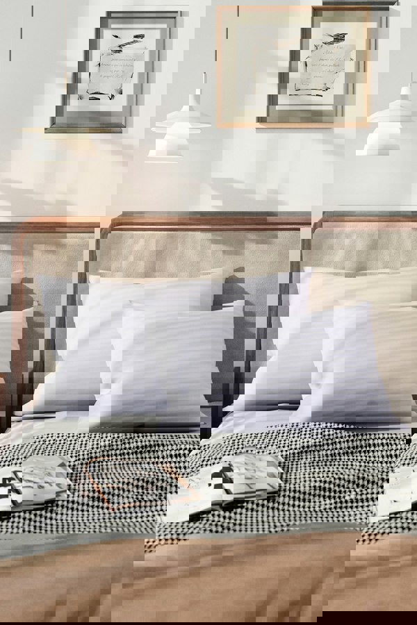 Living and Home 2Pcs Washable Stripe Bed Pillows Comfortable Medium Firm Support Pillows, 74cm L x 48cm W