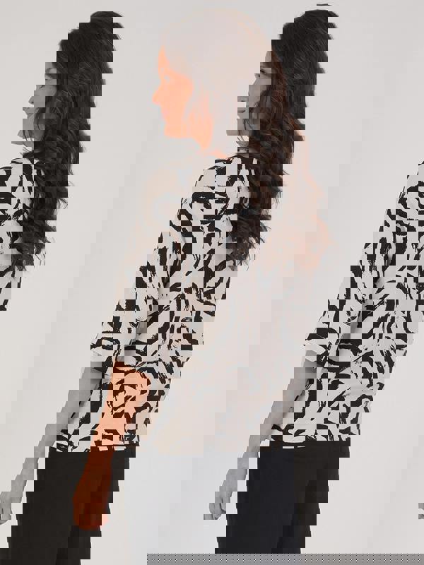 VIZ-A-VIZ Abstract Print Top