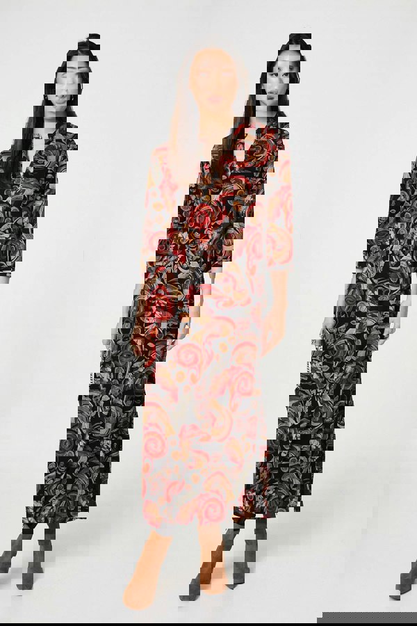 Red | Abstract 3/4 Sleeve Maxi Shift Dress
