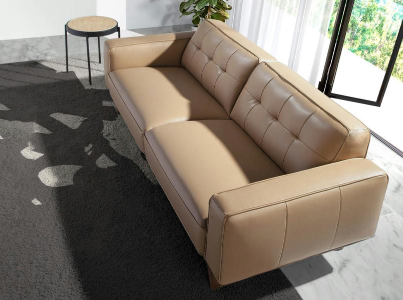 Angel Cerdá Chester sofa in sand leather 6119/6120