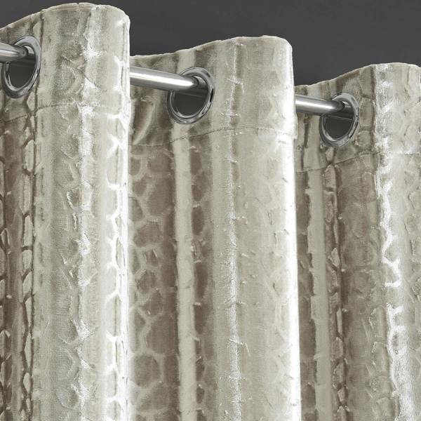 Intimates Luxury Velvet Jacquard Ring Top Thermal Curtains - Elegant Drapes for Living Room and Bedroom - 140cm x 183cm