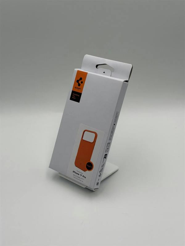 Spigen Silicone Fit Case with MagSafe for iPhone 17 Pro 6.3" Cosmic Orange - ACS11379
