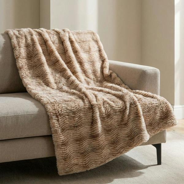 Garden Greatness Aurora Soft Cosy Classic Stripe Throw