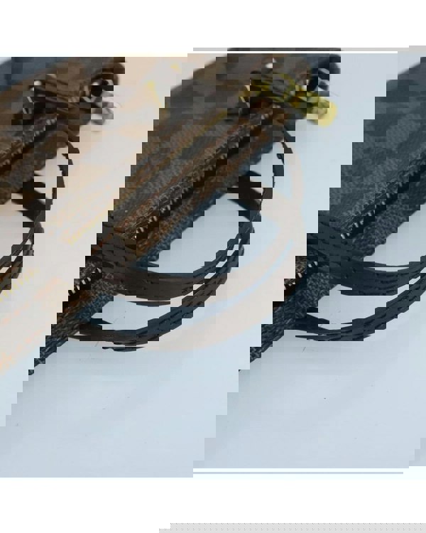 208262887.jpg